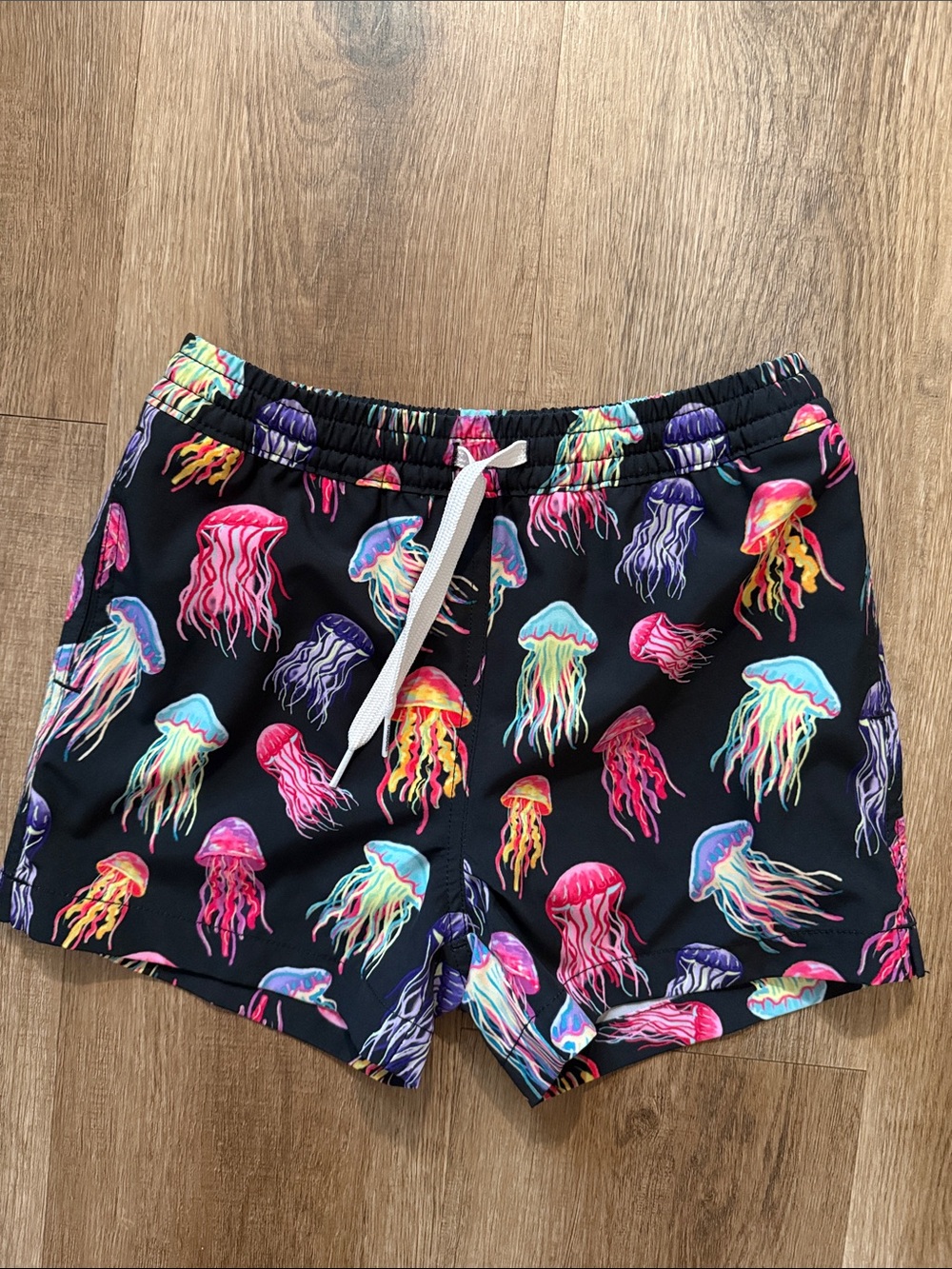 Chubbies "The Don't Be Jellies" swim trunks size small